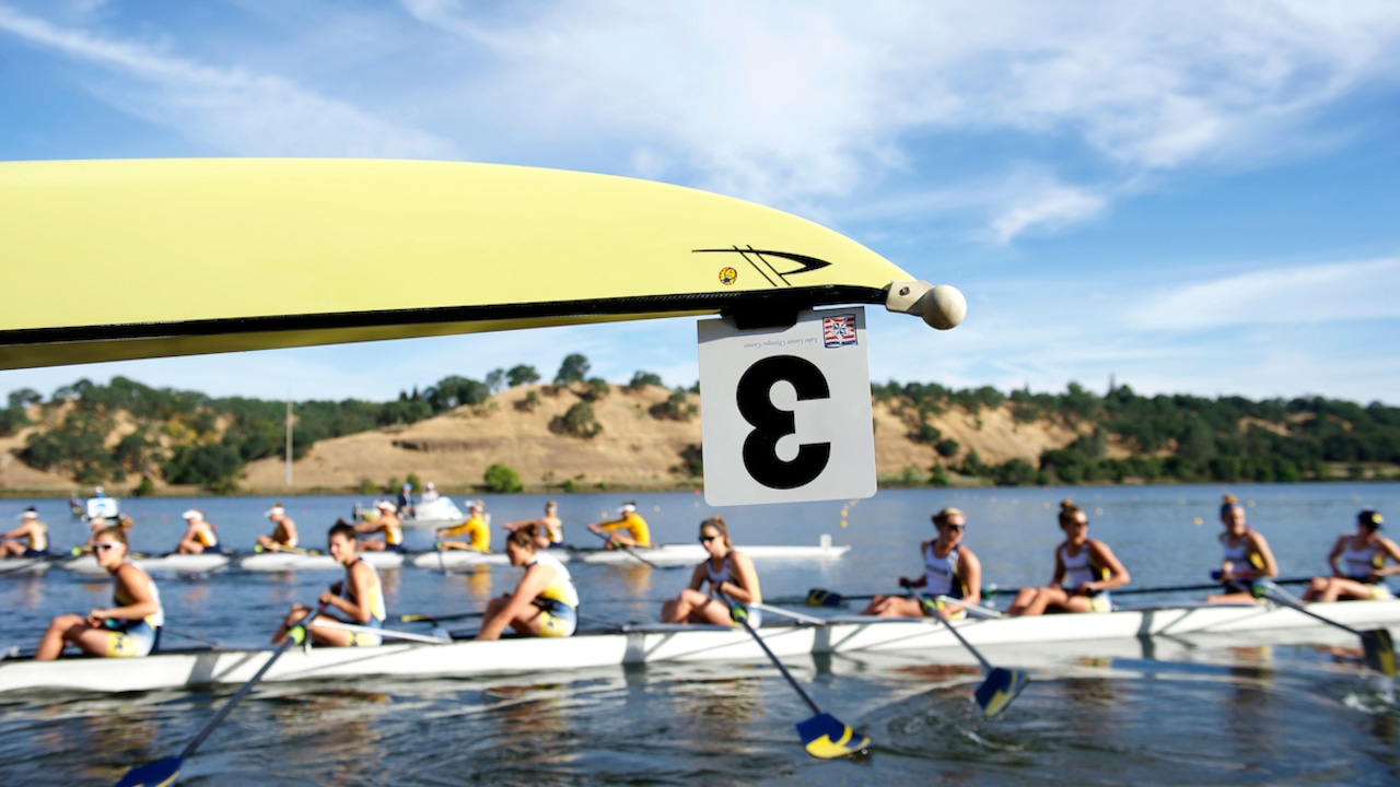 Women's college rowing