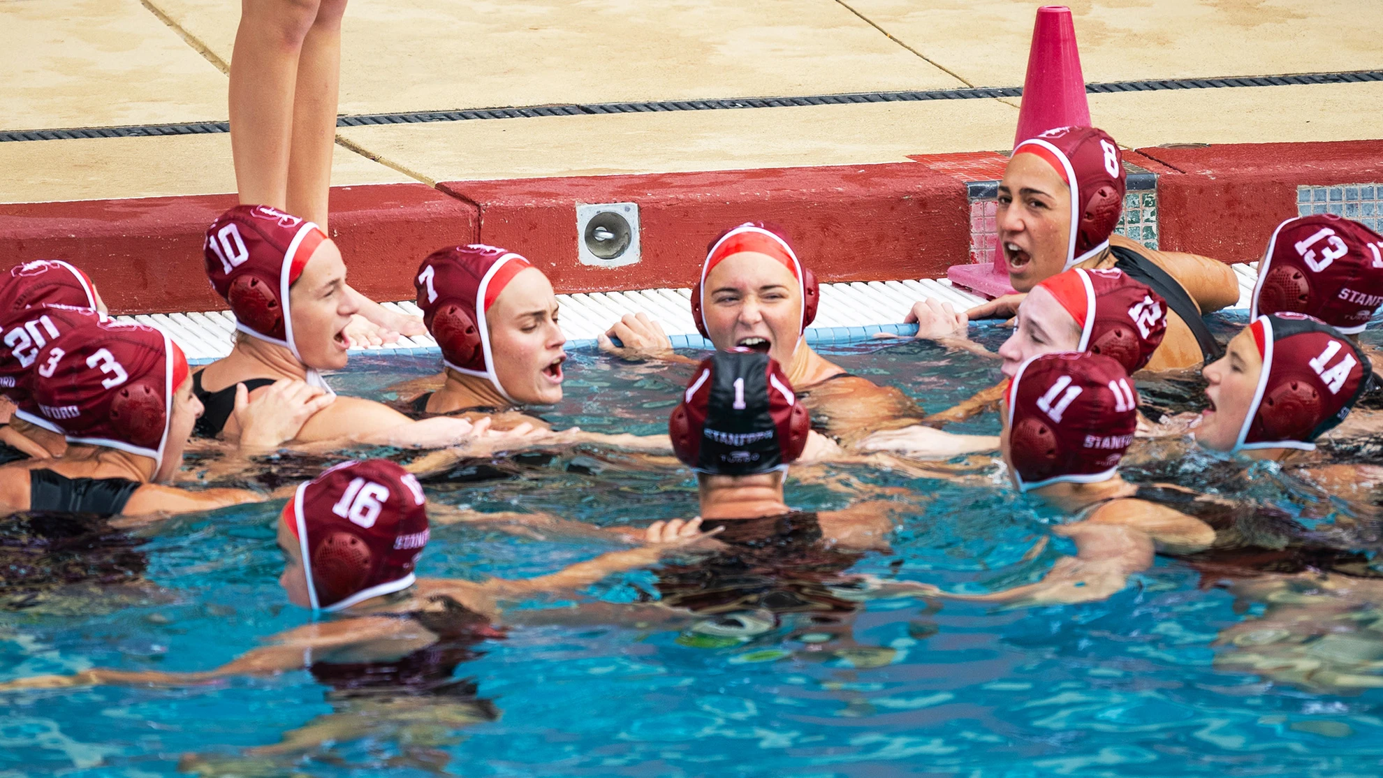 Women's college water polo